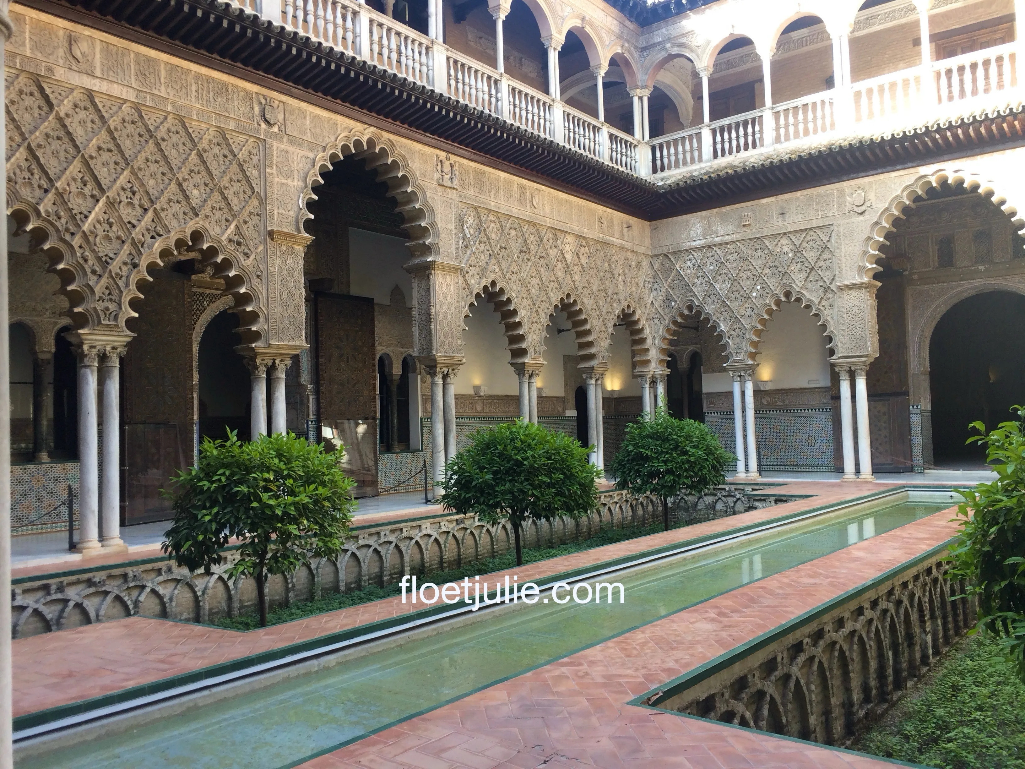 La Cour des Demoiselles du Real Alcazar