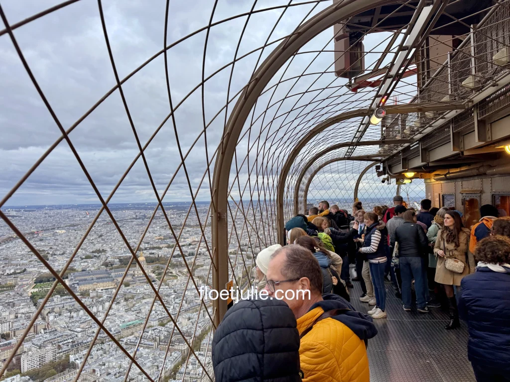 Le sommet de la Tour Eiffel
